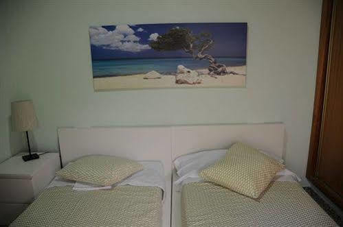 Apartamentos Puerto Valencia Luaran gambar